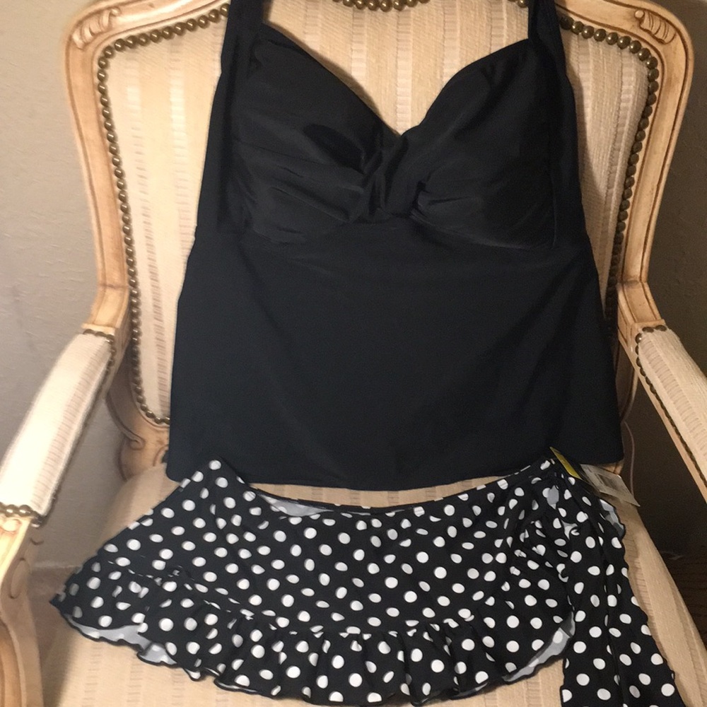 Tankini/Bathing/Swimsuit